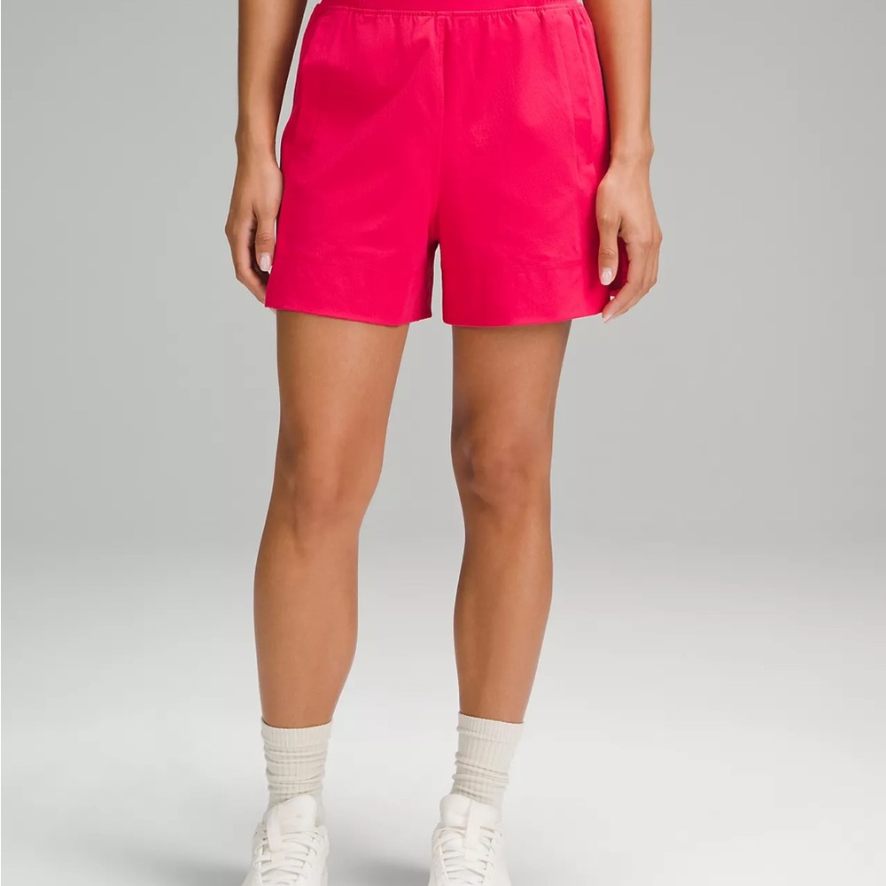 Lululemon Stretch Woven Relaxed-Fit High-Rise Short 4" $88 Retail NWT